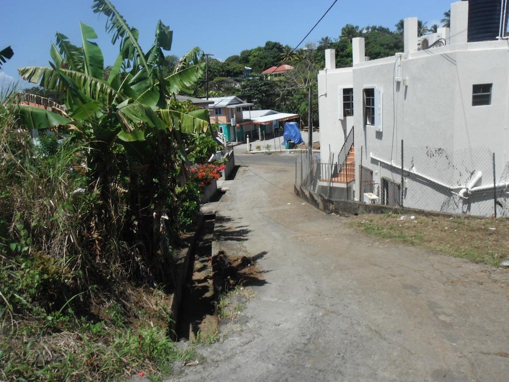 Classique International In Dominica Marigot Buitenkant foto